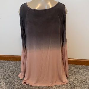 American Eagle Soft & Sexy Cold Shoulder Top